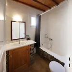 In Mykonos Near Agios Sostis 别墅