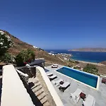 In Mykonos Near Agios Sostis 别墅