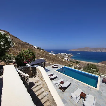 In Mykonos Near Agios Sostis ヴィラ