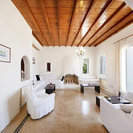 Vila In Mykonos Near Agios Sostis
